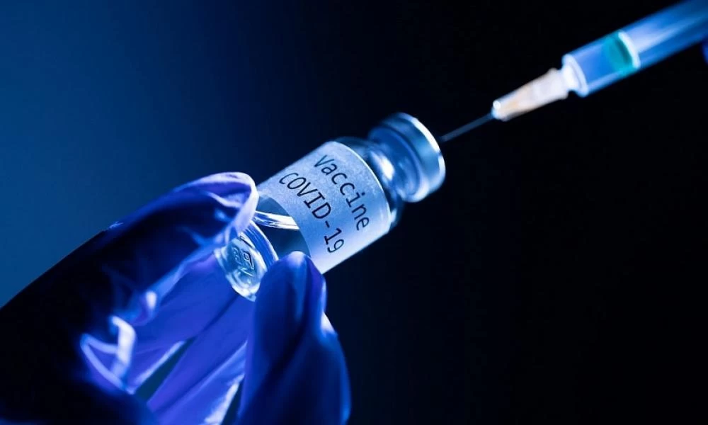 Πιστοποιητικό εμβολιασμού από τους τουρίστες θα ζητάει σε λίγο καιρό το νησί της Σαρδηνίας